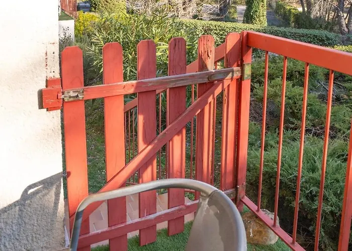 Cote Jardin Apartment *